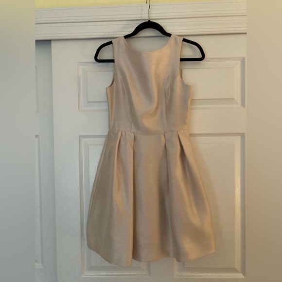 Lulus beige color dress with bow in back! - Picture 2 of 5